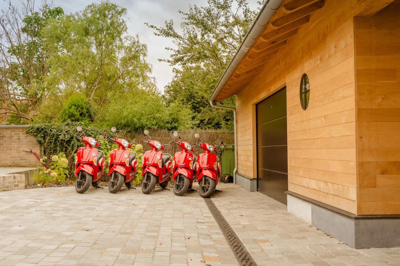 Oud Gemeentehuis Poelkapelle Luaran gambar