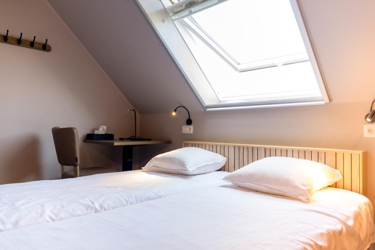 Oud Gemeentehuis Poelkapelle Luaran gambar